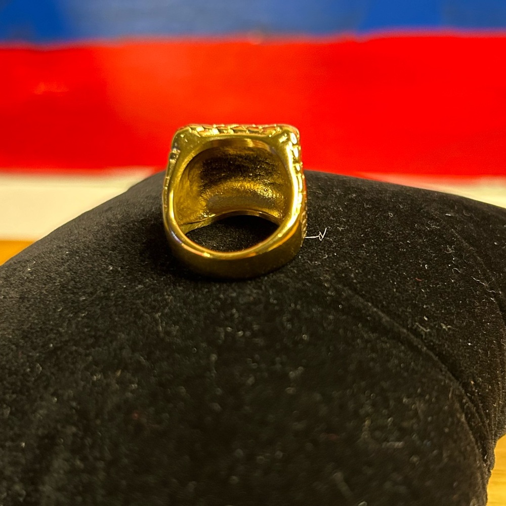 Solid Mens “Scale Skin” quality ring - Picture 6 of 10